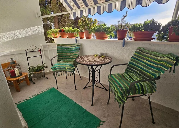 With Balcony Red Rose