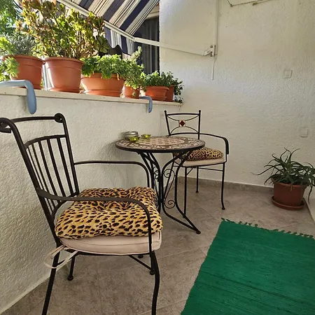 With Balcony Red Rose